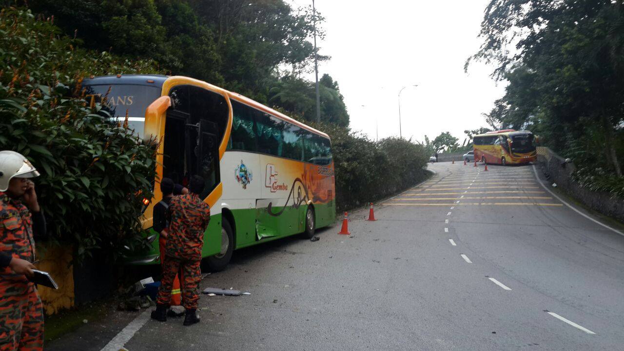 2 bas 1 SUV kemalangan di Genting Highland