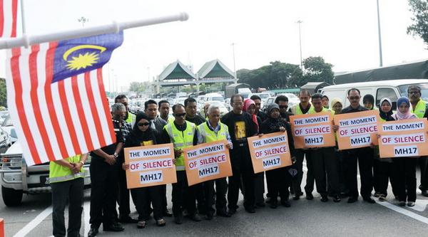 Aliran trafik jambatan Pulau Pinang henti seminit