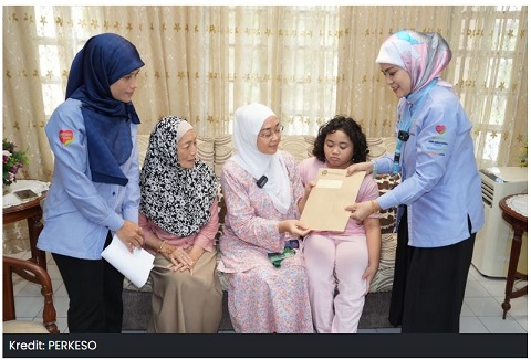 PERKESO hulur bantuan kepada keluarga bekas petugas Utusan