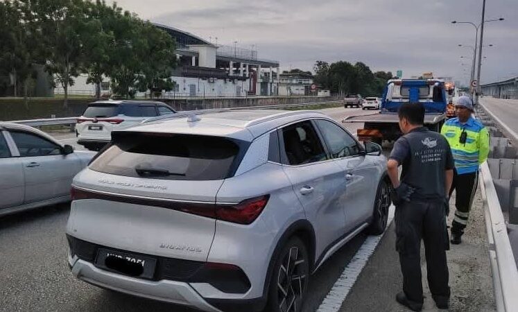Pemilik serah balik kereta elektrik BYD ‘mati tengah jalan’