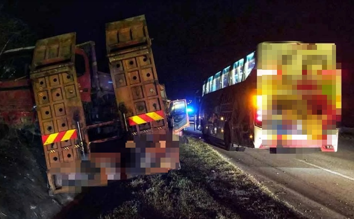 Lagi kejadian bas ekspres kemalangan, 13 pelajar UMPSA antara yang terselamat