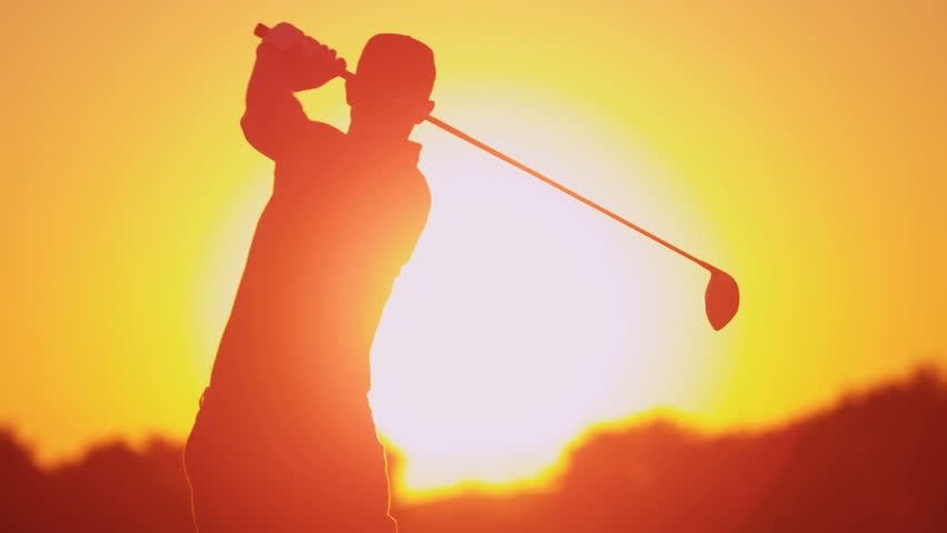 Golf di tengah panas. Minuman apa terbaik untuk kekal cergas dan sihat?