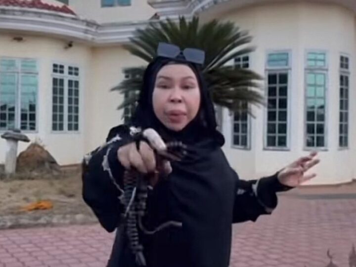“Ambillah, ambillah… apa yang berkenan di hati!” – Datuk Seri Vida sedekah barangan dalam rumah seperti filem ‘Tiga Abdul’