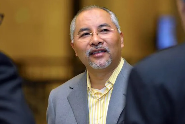 Khir Toyo sah sertai Bersatu. “UMNO akan terus jadi parti suplemen jika terus menyorok di bawah ketiak PH”