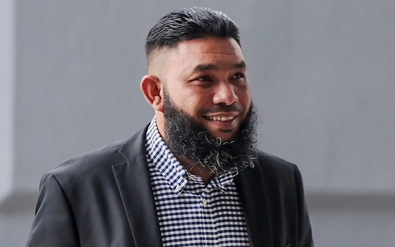 Papagomo didakwa terima sumbangan bayar saman Anwar tanpa kemas kini perniagaan