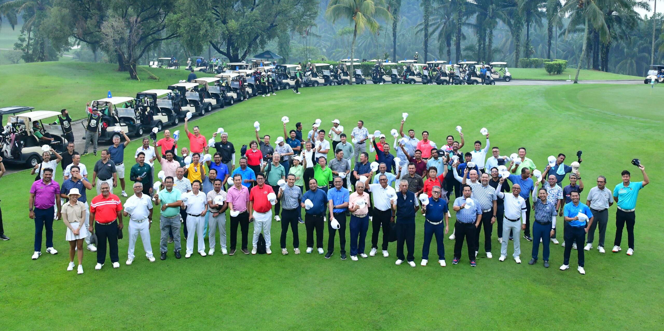 Pasukan Ikhmal Basry bersama media muncul juara Pro-Am Trofi Tun Ahmad Sarji 2026