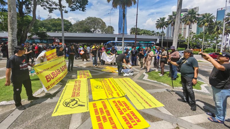 “Jangan banyak berdalih, kerajaan perlu contohi keberanian Indonesia” – Pemandu e-hailing